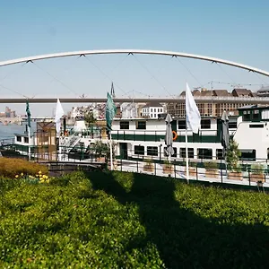 Vandrerhjem Botel Maastricht, Maastricht